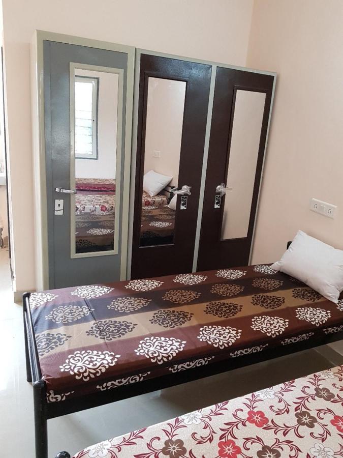 Imperial Pg Services Пуне Екстер'єр фото